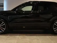 Gebraucht Porsche Cayenne 470 PS (345 kW) 2024 Chromitschwarz SUV