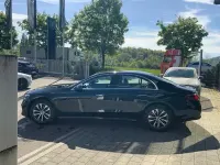 Gebraucht Mercedes E220 Avantgarde 197 PS (144 kW) 2026 Schwarz Limousine
