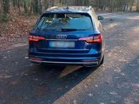 Second-hand Audi A4 Advanced 150 CP (110 kW) 2019 Albastru Break