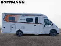 Gebraucht Weinsberg CaraCompact 140 PS (102 kW) 2026 Weiß uni sonderdekor pepper Van
