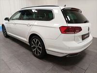 Gebraucht VW Passat 218 PS (160 kW) 2021 Weiß Kombi