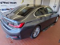 gebraucht BMW 330e 330Aut. Sport Line|HEAD-UP|LASERLICHT|NAVI|SHZ