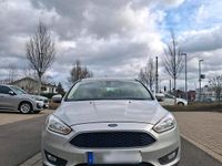 Gebraucht Ford Focus Trend 125 PS (91 kW) 2017 Silber Kombi