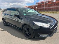 Gebraucht Ford Focus Trend 125 PS (91 kW) 2015 Schwarz Kombi