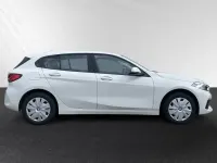 Gebraucht BMW 116 Advantage 109 PS (80 kW) 2023 Alpinweiss Kleinwagen