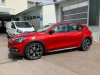 Gebraucht Ford Focus Active 150 PS (110 kW) 2022 Fantasticrot Limousine