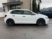 Gebraucht VW Polo Trendline 80 PS (58 kW) 2019 Weiß Kleinwagen