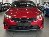 Usata Kia Ceed 140 CV (102 kW) 2025 Metallic Utilitaria