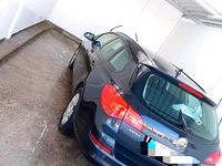 Gebraucht Opel Astra 95 PS (69 kW) 2011 Schwarz Kombi