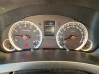 Gebraucht Suzuki Swift Club 94 PS (69 kW) 2011 Rot Limousine