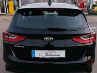 Gebraucht Kia Ceed Vision 101 PS (74 kW) 2021 Zilinaschwarzmetallic Kleinwagen