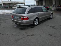 Gebraucht Mercedes E320 224 PS (164 kW) 2004 Grau Kombi