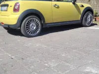 Usata Mini Cooper 98 CV (72 kW) 2010 Giallo Utilitaria