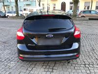 Gebraucht Ford Focus Titanium 150 PS (110 kW) 2011 Schwarz Limousine