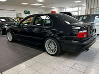 gebraucht BMW 535 i/V8/M Paket ab Werk/Schiebedach