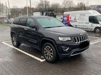 Gebraucht Jeep Grand Cherokee Overland 250 PS (183 kW) 2016 Schwarz SUV