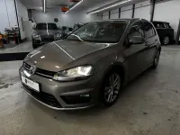 Gebraucht VW Golf VII Comfortline 150 PS (110 kW) 2016 Limestone grey metallic Kleinwagen