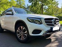 Gebraucht Mercedes GLC220 AMG line 170 PS (125 kW) 2018 Weiß SUV