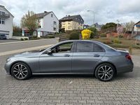 Gebraucht Mercedes E300 Avantgarde 245 PS (180 kW) 2018 Selenitgrau Limousine