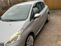 Gebraucht Peugeot 208 92 PS (67 kW) 2013 Silber Kleinwagen