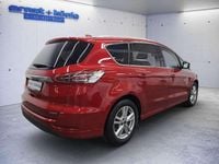 Gebraucht Ford S-MAX Titanium 190 PS (139 kW) 2022 Rot Van / Kleinbus