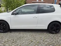 Gebraucht VW Golf VII 105 PS (77 kW) 2012 Weiß Limousine