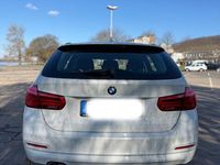 Gebraucht BMW 320 Advantage 190 PS (139 kW) 2017 Weiß Kombi