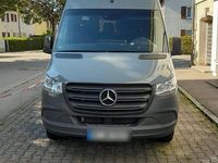 Gebraucht Mercedes Sprinter 170 PS (125 kW) 2023 Grau Van
