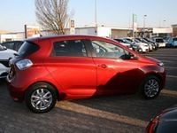 Gebraucht Renault Zoe Intens 42 kW (58 PS) 2017 Rot (intenserot) Kleinwagen