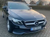 gebraucht Mercedes E200 T AVANTGARDE / NAVI / Tot-Win / Kamera /