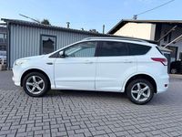 Gebraucht Ford Kuga Individual 179 PS (131 kW) 2016 Frostweiß SUV