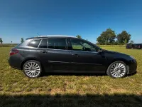 Gebraucht Renault Laguna III 150 PS (110 kW) 2010 Schwarz Limousine