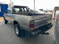 Gebraucht Toyota HiLux 102 PS (75 kW) 2001 Silber Pickup