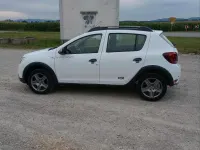 Gebraucht Dacia Sandero 95 PS (69 kW) 2019 Weiß Kleinwagen