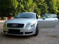 gebraucht Audi TT Quatro mit seitlichem Schriftzug "Most wanted"