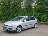 Gebraucht Ford Focus Fun X 101 PS (74 kW) 2006 Silber Limousine