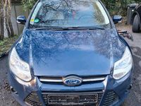 Gebraucht Ford Focus 115 PS (84 kW) 2014 Blau Kombi