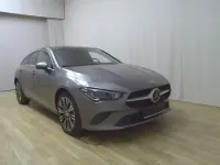 Gebraucht Mercedes CLA200 Shooting Brake 150 PS (110 kW) 2022 Grau Kombi