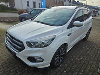 Gebraucht Ford Kuga ST-Line 120 PS (88 kW) 2018 Arktisweiß (metallic) SUV