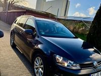 Gebraucht VW Golf VII LOUNGE 110 PS (80 kW) 2015 Grau Kombi