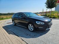 Gebraucht Volvo V60 Momentum 220 PS (161 kW) 2015 Schwarz Kombi
