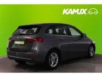 Gebraucht Mercedes B200 Style 163 PS (119 kW) 2019 Mountaingrau Kleinwagen
