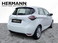 Gebraucht Renault Zoe Experience 50 kW (69 PS) 2021 Weiß Kleinwagen
