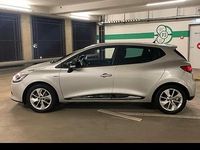 Gebraucht Renault Clio IV LIMITED 75 PS (55 kW) 2015 Silber Kleinwagen
