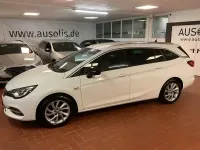 Używany Opel Astra Elegance 130 KM (95 kW) 2022 Biały Hatchback