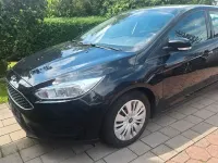 Gebraucht Ford Focus Trend 101 PS (74 kW) 2017 Schwarz Limousine