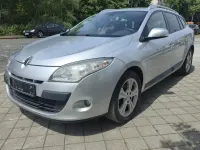 Gebraucht Renault Mégane III Dynamique 110 PS (80 kW) 2011 Grau Limousine