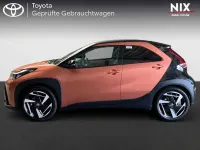 Neu Toyota Aygo X Lounge 116 PS (85 kW) 2026 Braun SUV
