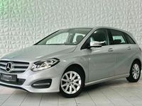 Gebraucht Mercedes B180 122 PS (89 kW) 2016 Silber Van / Kleinbus