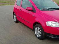 Second-hand VW Fox 54 CP (39 kW) 2005 Roșu Hatchback